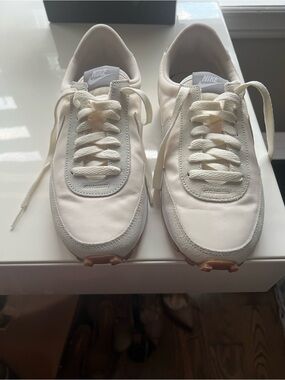 Nike Women’s Off-White and Light Gray Low-Top Sneakers